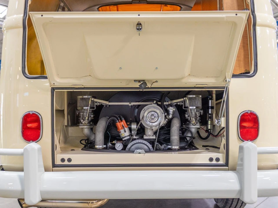 1967 Volkswagen Split-Window Camper - Image 12 of 31