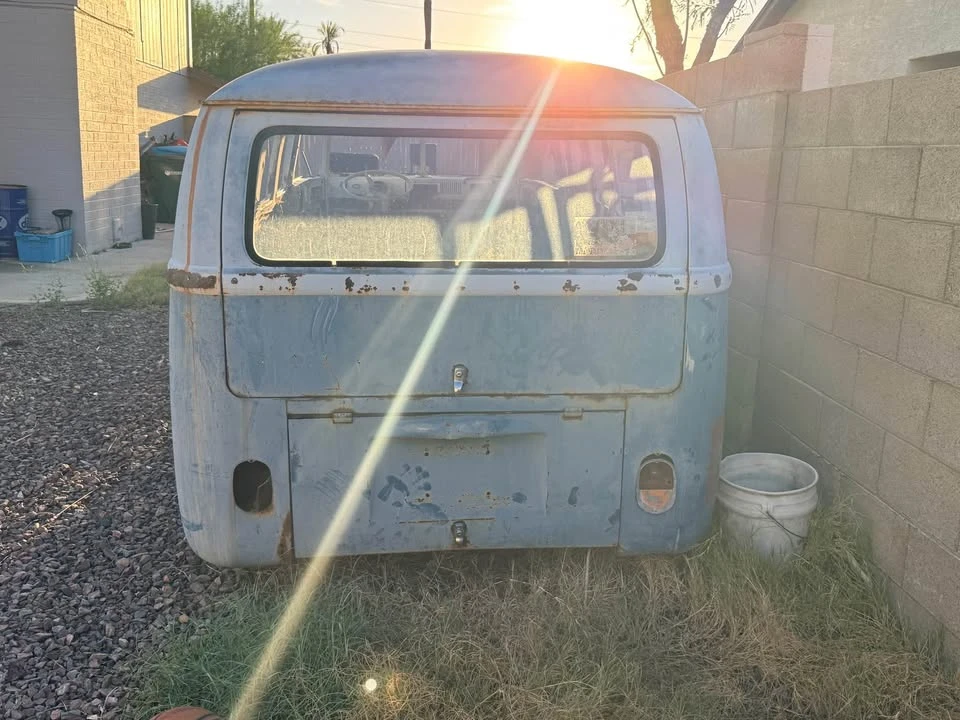 1967 Volkswagen Split-Window Bus - Image 4 of 8
