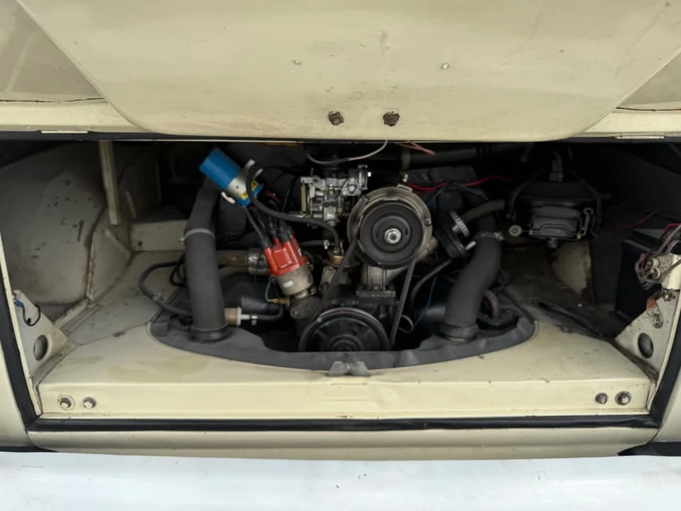 1967 Volkswagen Split-Window Camper - Image 8 of 9