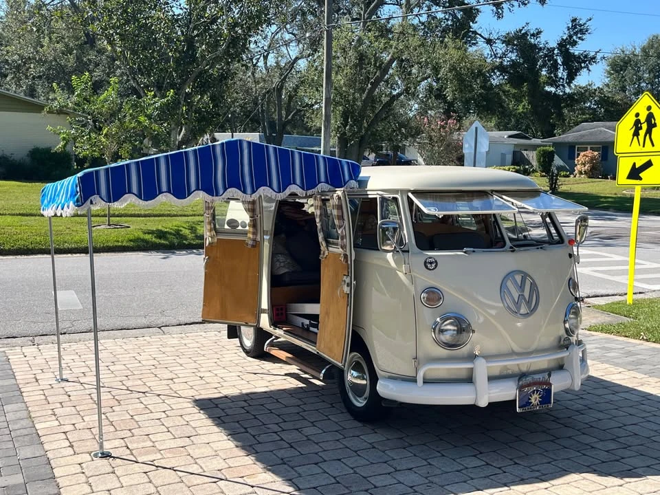 1967 Volkswagen Split-Window Camper - Image 9 of 9