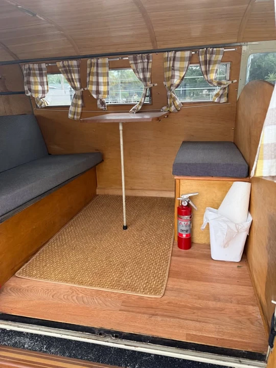 1967 Volkswagen Split-Window Camper - Image 6 of 9