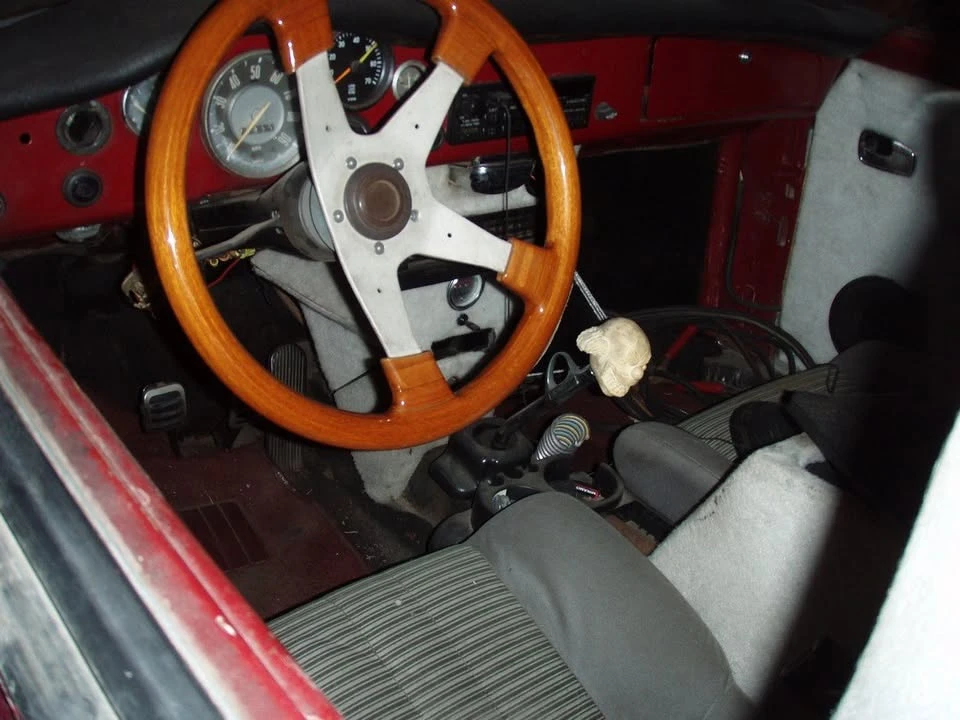 1967 Volkswagen Karmann Ghia Type 14 - Image 5 of 5