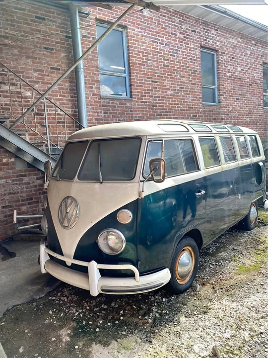 1967 Volkswagen Split-Window Bus - Image 1 of 20