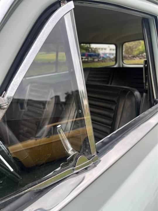 1967 Volvo 220 - Image 8 of 11