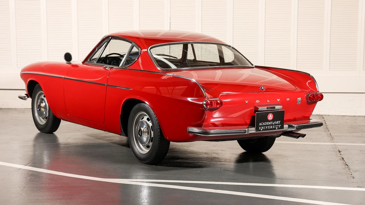 1967 Volvo 1800S - Image 2 of 31