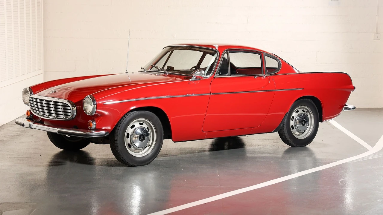1967 Volvo 1800S - Image 8 of 31
