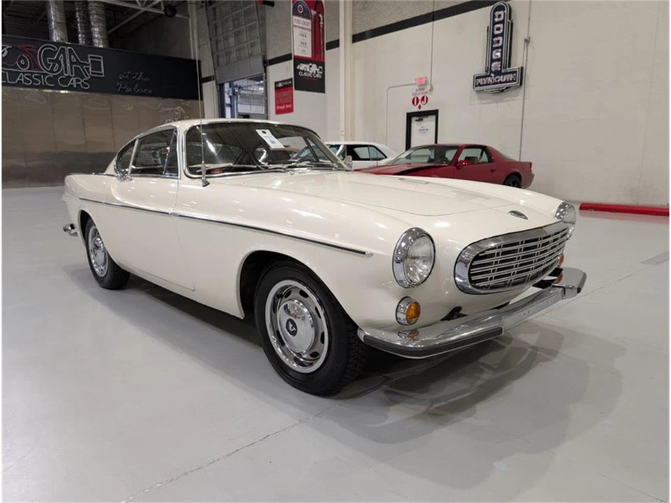 1967 Volvo 1800S - Image 5 of 31
