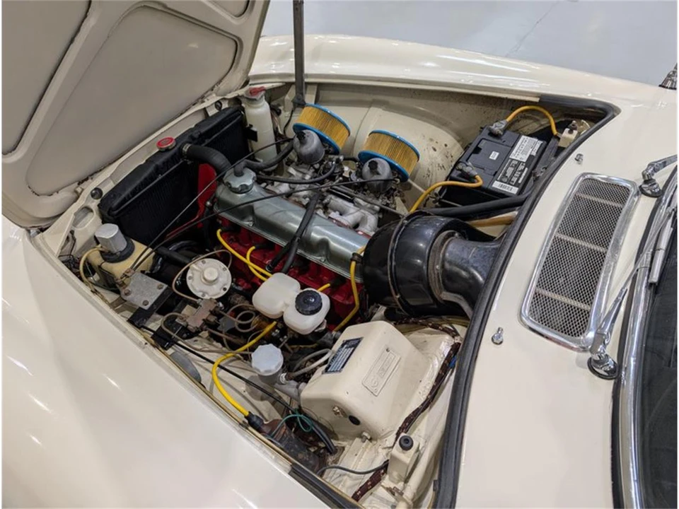 1967 Volvo 1800S - Image 16 of 31