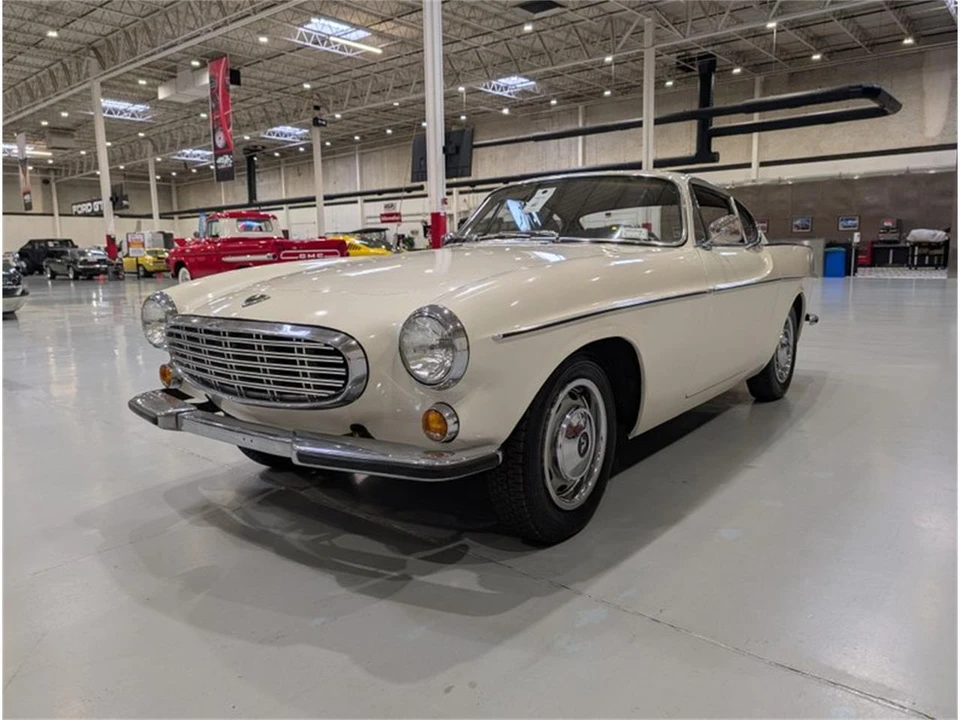 1967 Volvo 1800S - Image 2 of 31