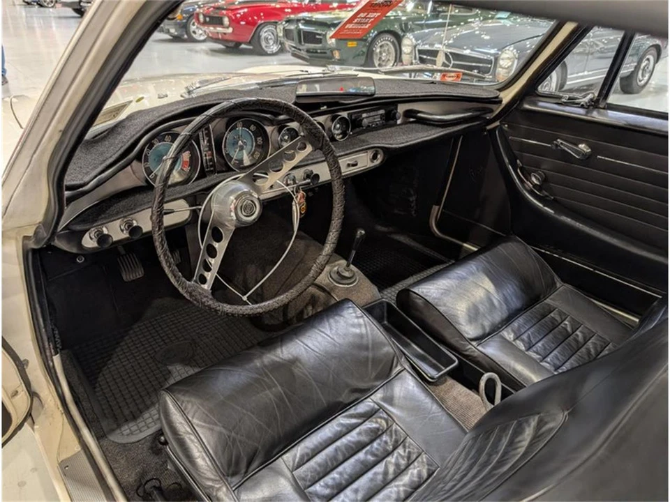 1967 Volvo 1800S - Image 22 of 31