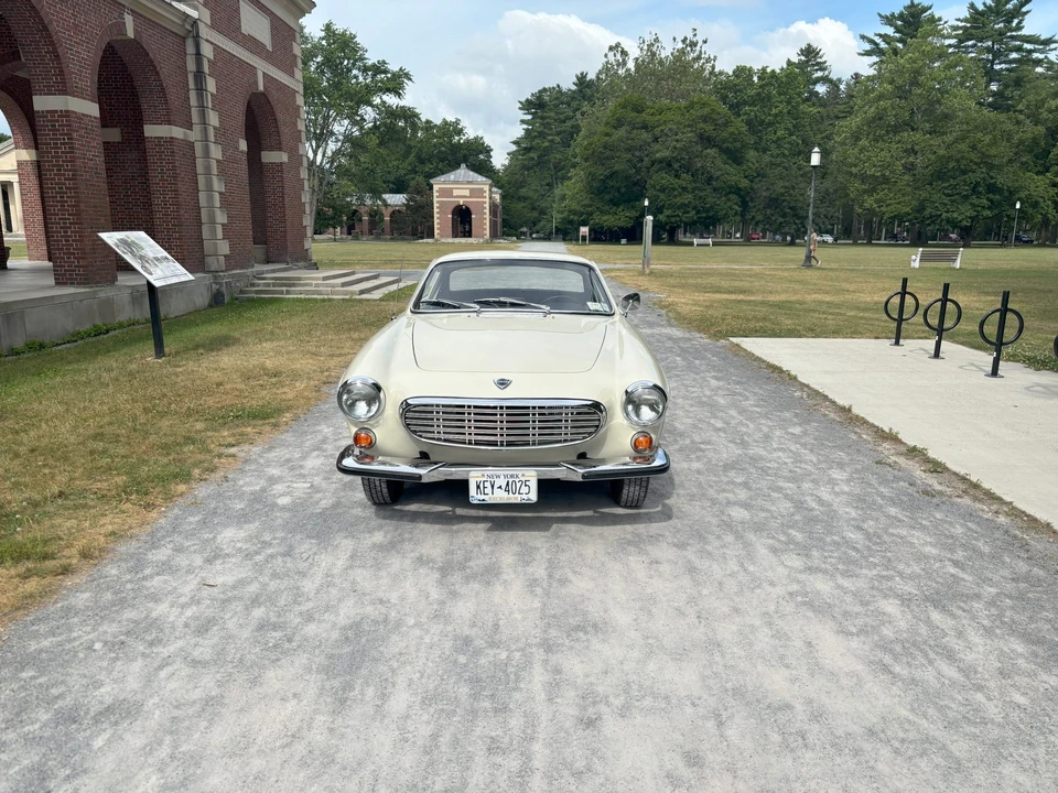 1967 Volvo 1800S - Image 3 of 31