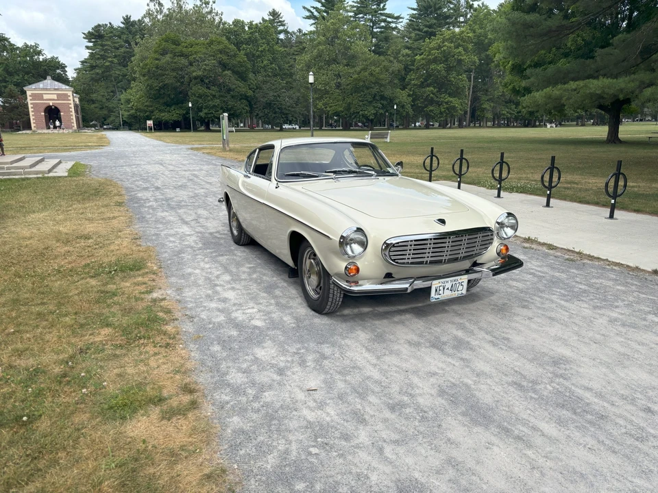 1967 Volvo 1800S - Image 6 of 31