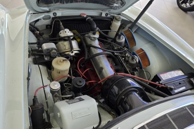 1967 Volvo 1800S - Image 6 of 7