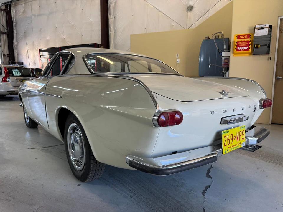 1967 Volvo 1800S - Image 16 of 31