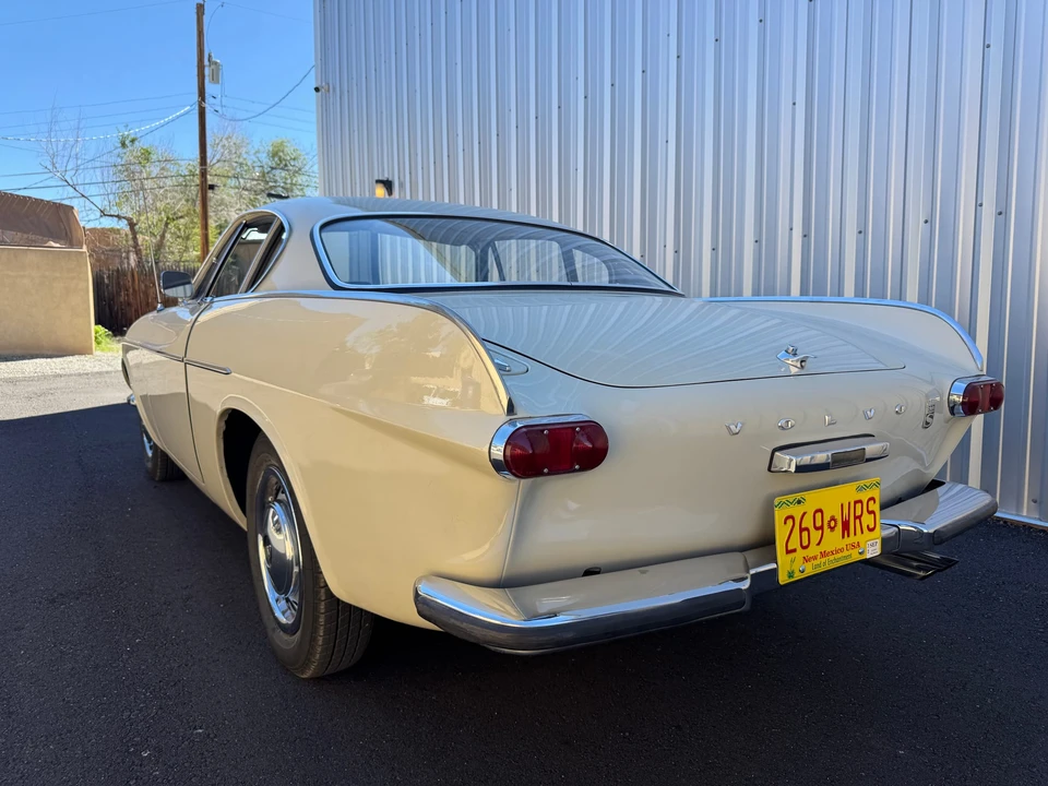 1967 Volvo 1800S - Image 7 of 31