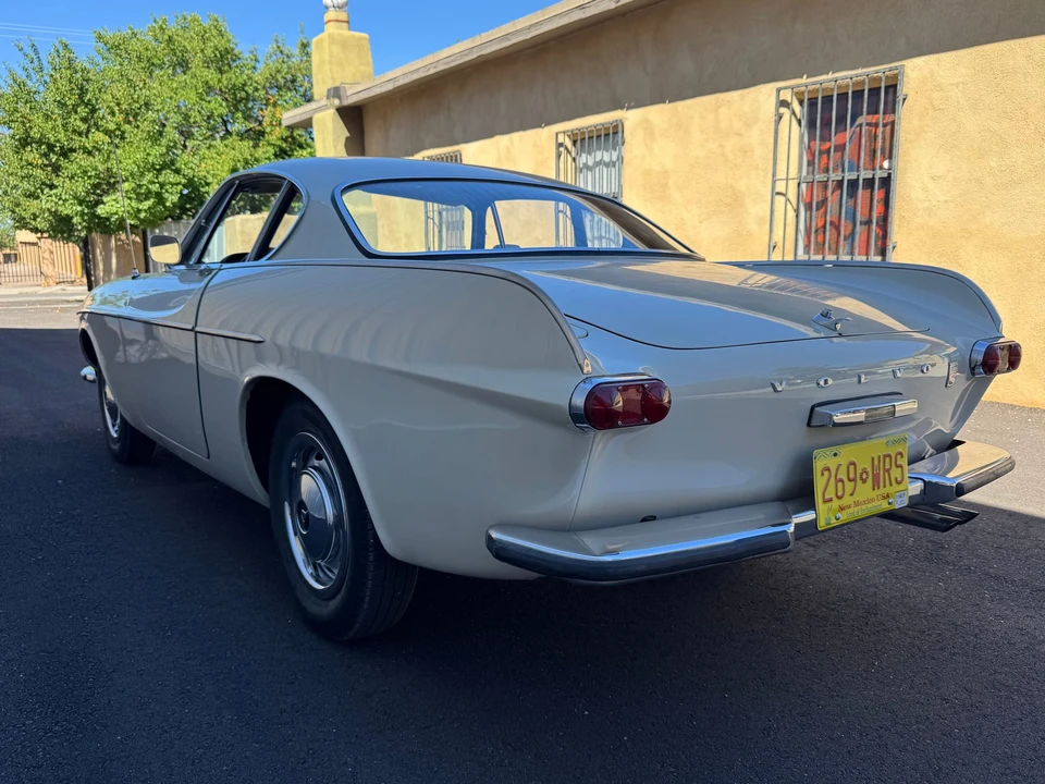 1967 Volvo 1800S - Image 6 of 31