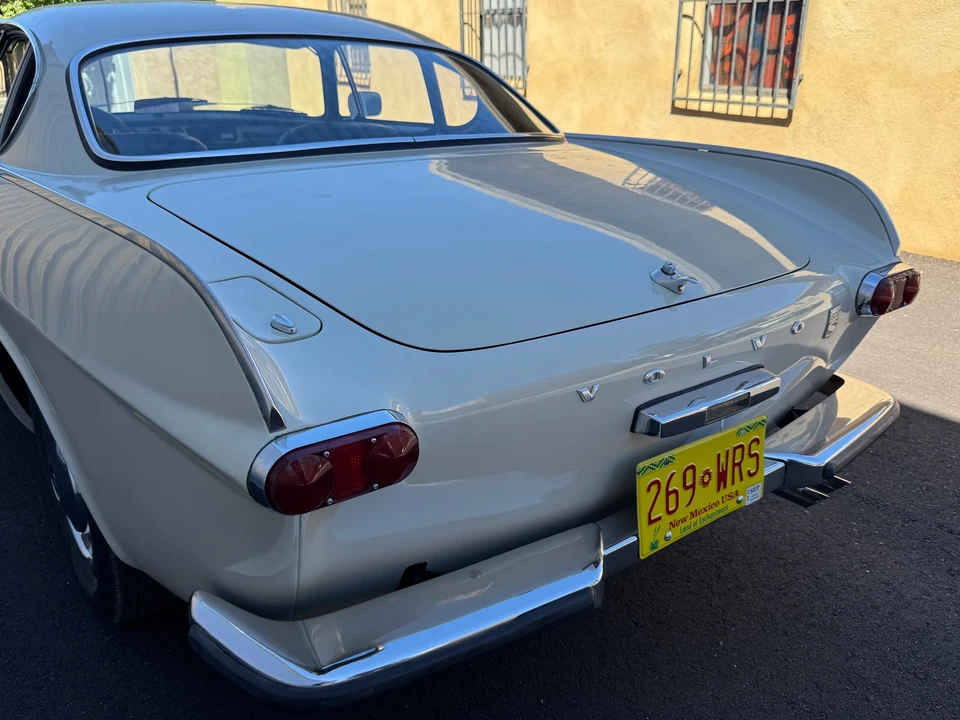 1967 Volvo 1800S - Image 19 of 31