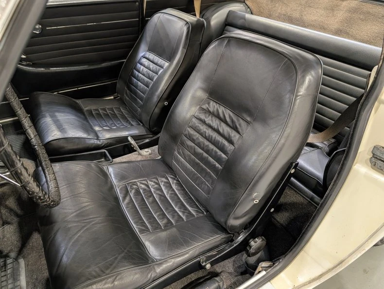 1967 Volvo 1800S - Image 24 of 31