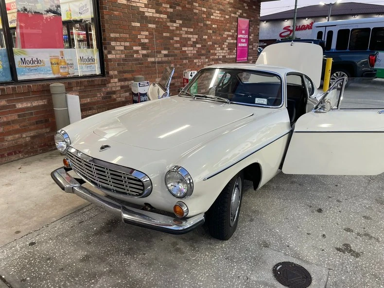 1967 Volvo 1800S - Image 14 of 31