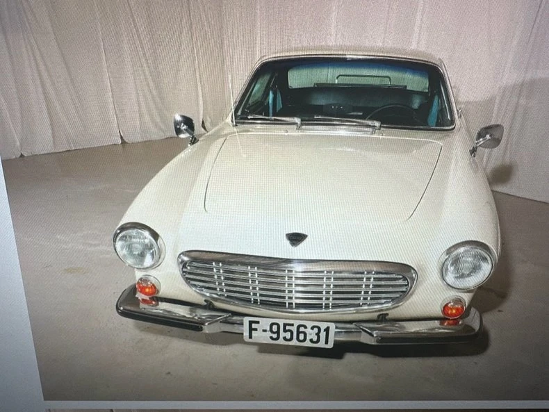 1967 Volvo 1800S - Image 13 of 31