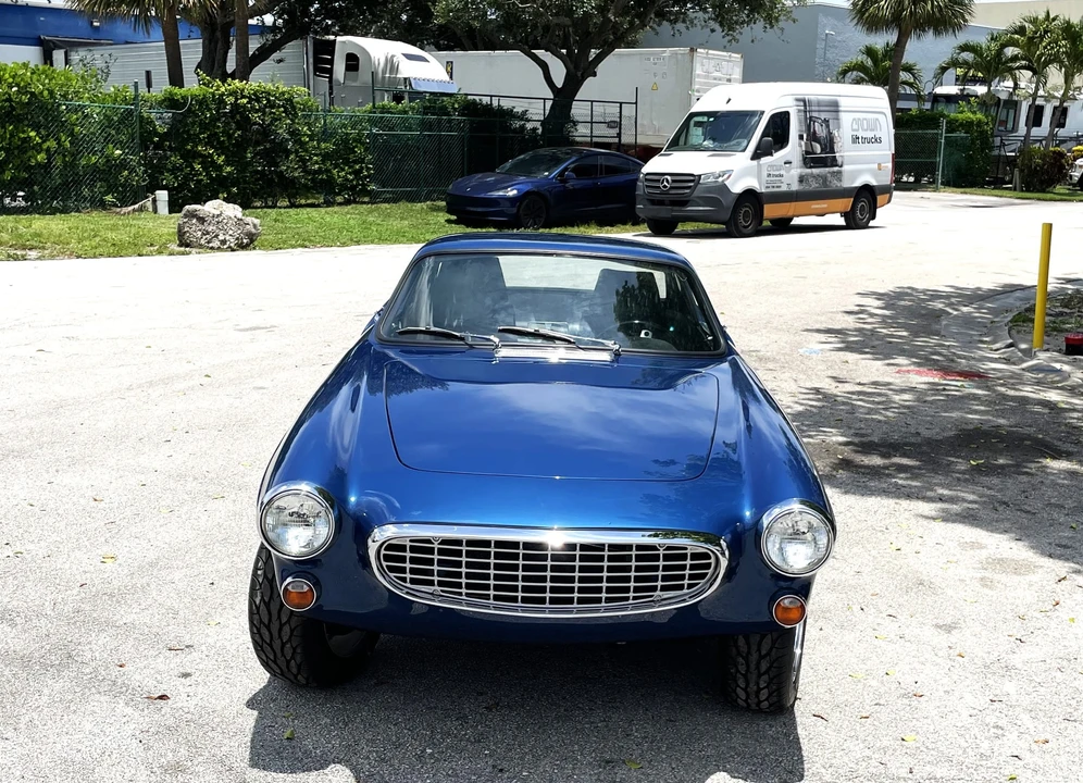 1967 Volvo 1800S - Image 7 of 31