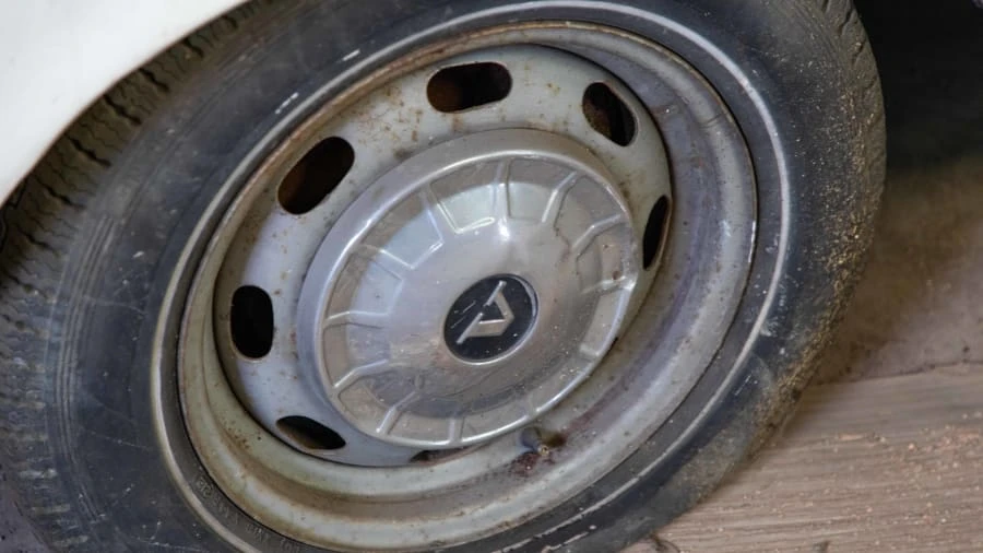 1967 Volvo 1800S - Image 10 of 12