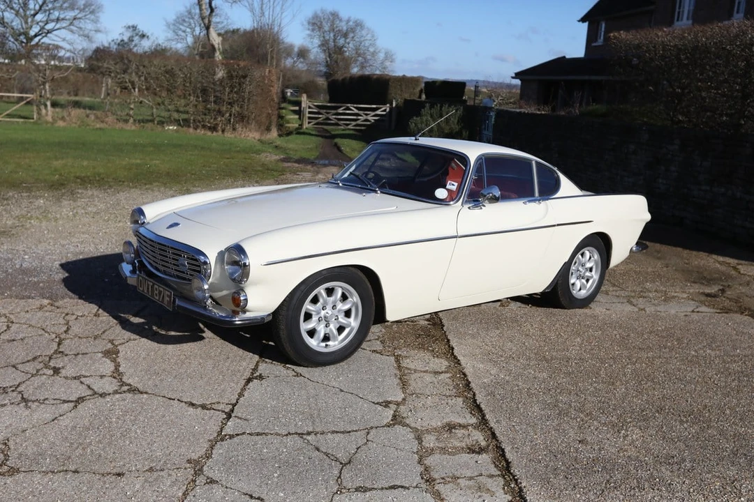 1967 Volvo 1800S - Image 7 of 30