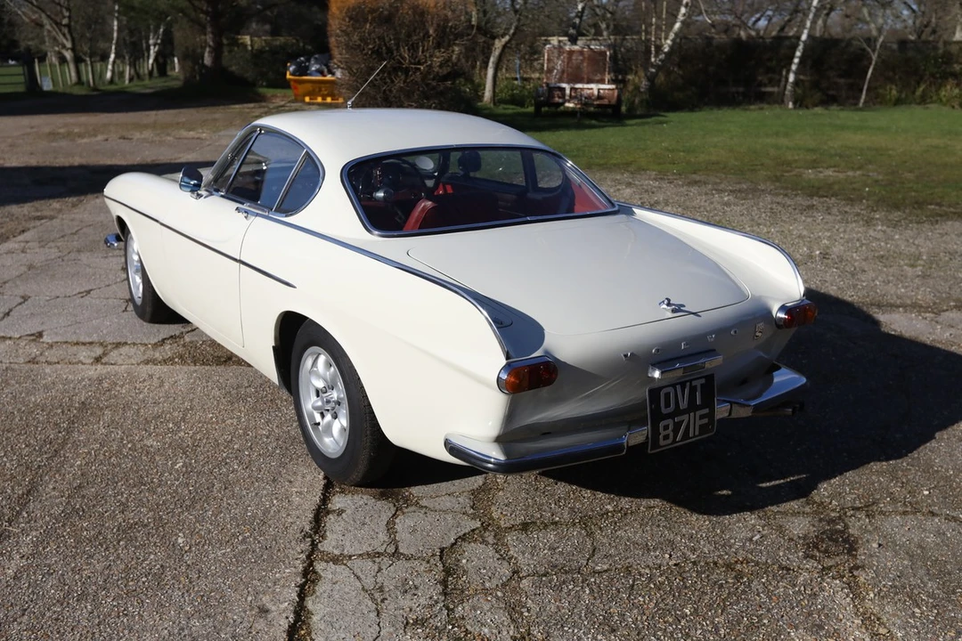 1967 Volvo 1800S - Image 14 of 30