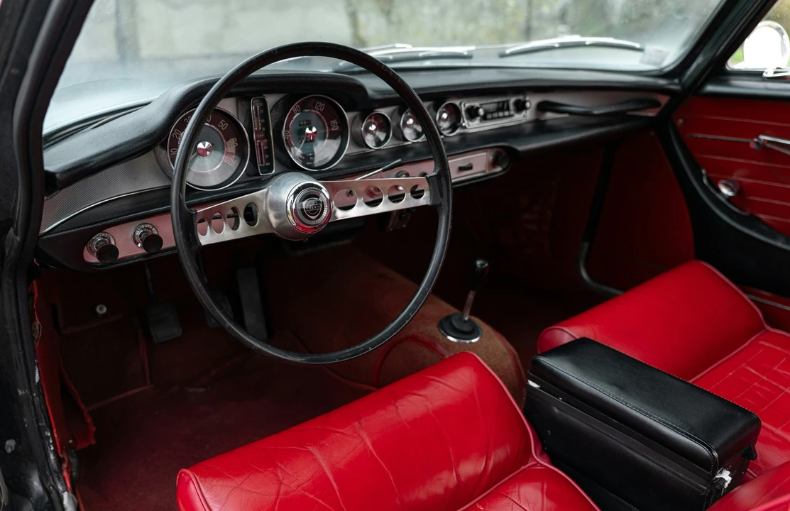 1967 Volvo 1800S - Image 4 of 21
