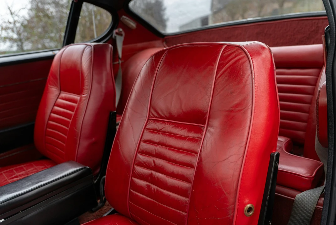 1967 Volvo 1800S - Image 5 of 21