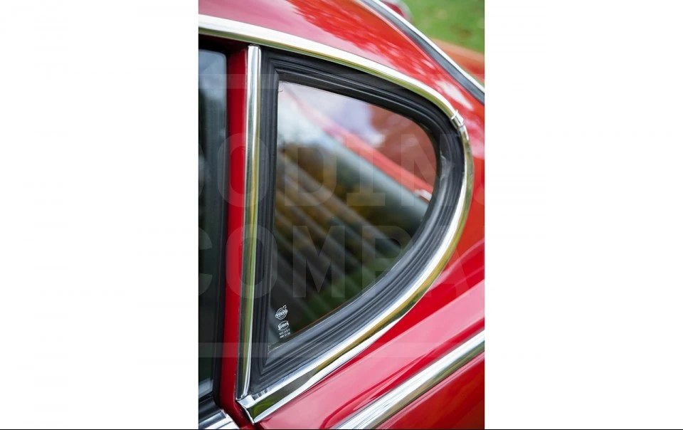 1967 Volvo 1800S - Image 11 of 14