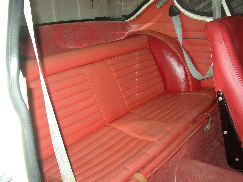 1967 Volvo 1800S - Image 8 of 9
