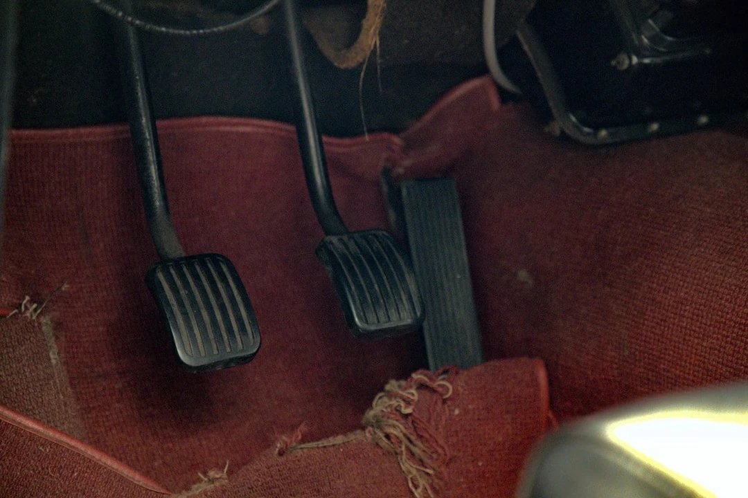 1967 Volvo 1800S - Image 25 of 31