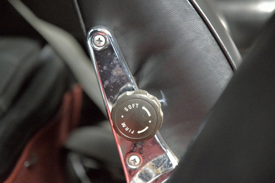 1967 Volvo 1800S - Image 31 of 31