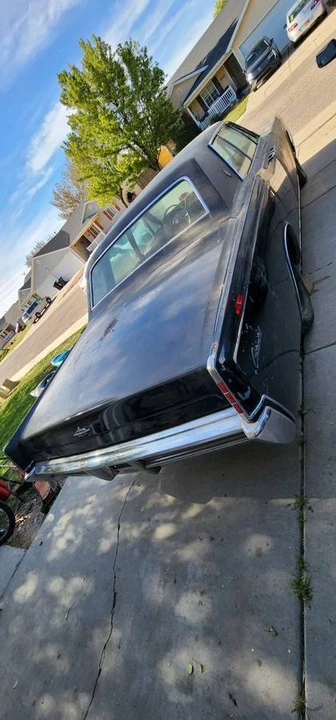 1967 Lincoln Continental 4th Gen - Image 9 of 10