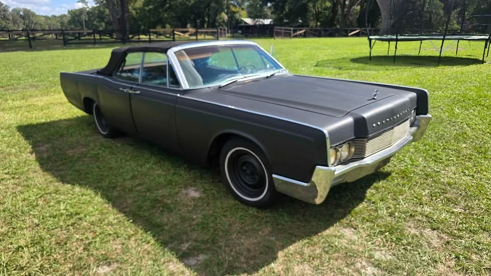 1967 Lincoln Continental 4th Gen - Image 2 of 10
