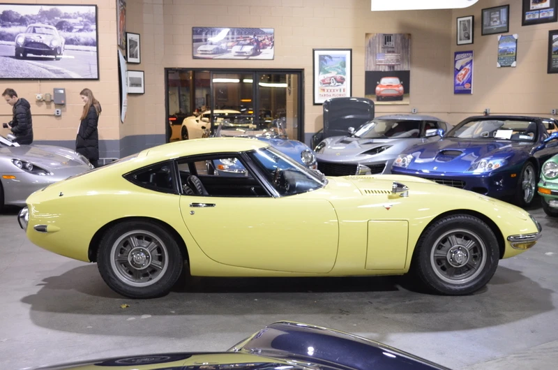 1967 Toyota 2000GT - Image 6 of 10
