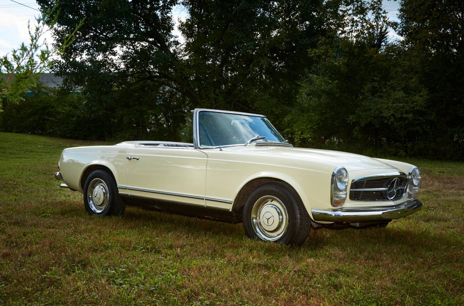 1967 Mercedes-Benz 230SL