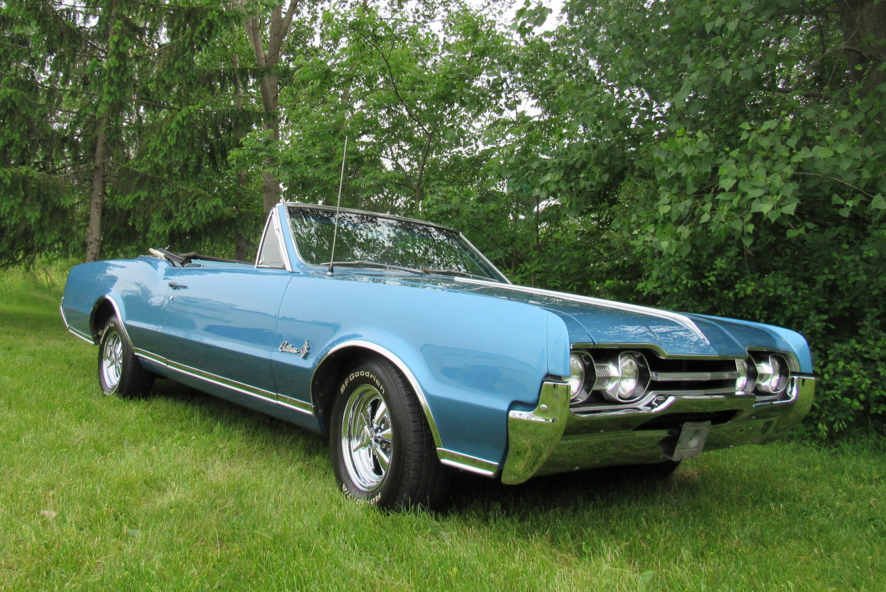 1967 Oldsmobile Cutlass Supreme Convertible