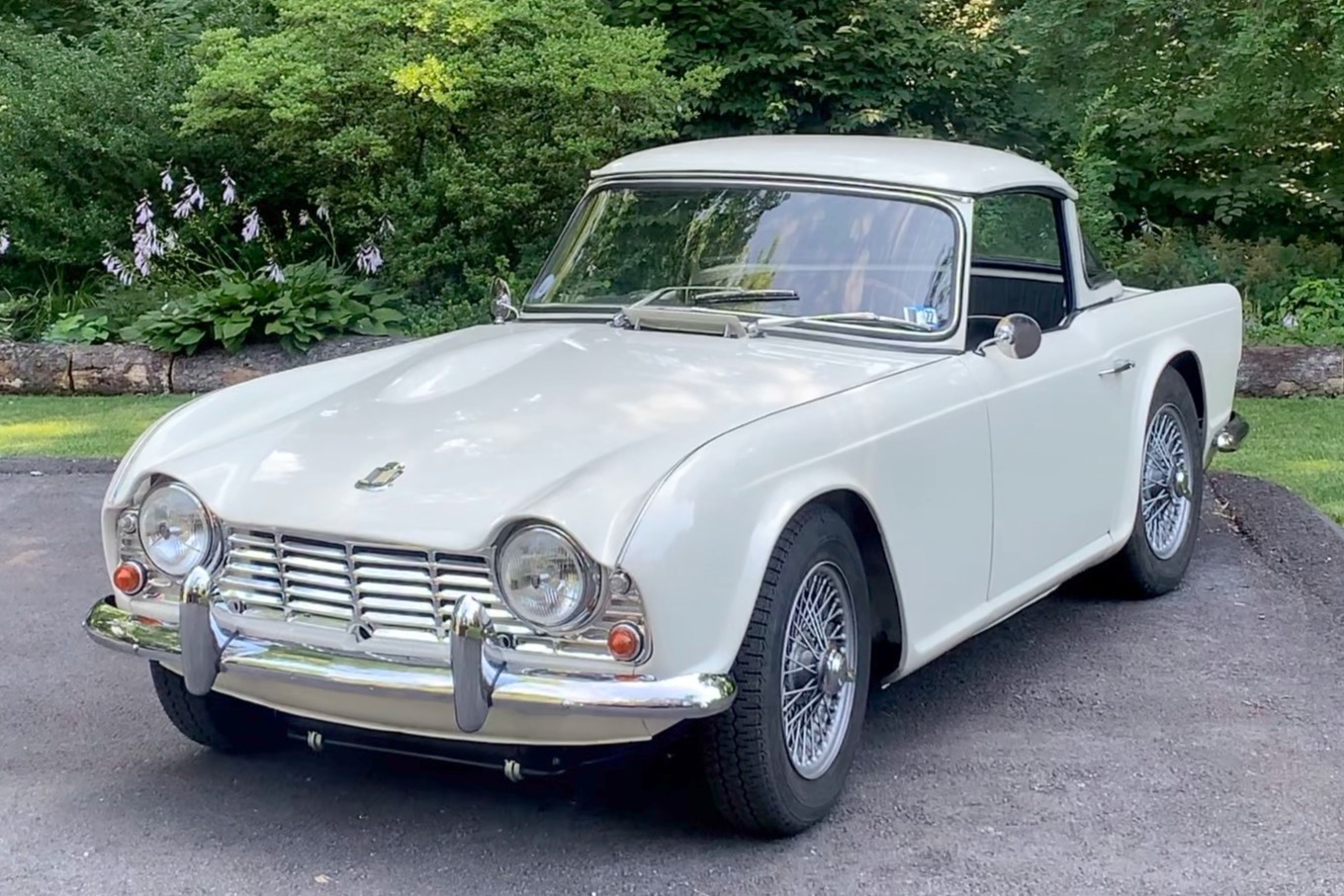 1967 Triumph TR4A IRS Surrey Top