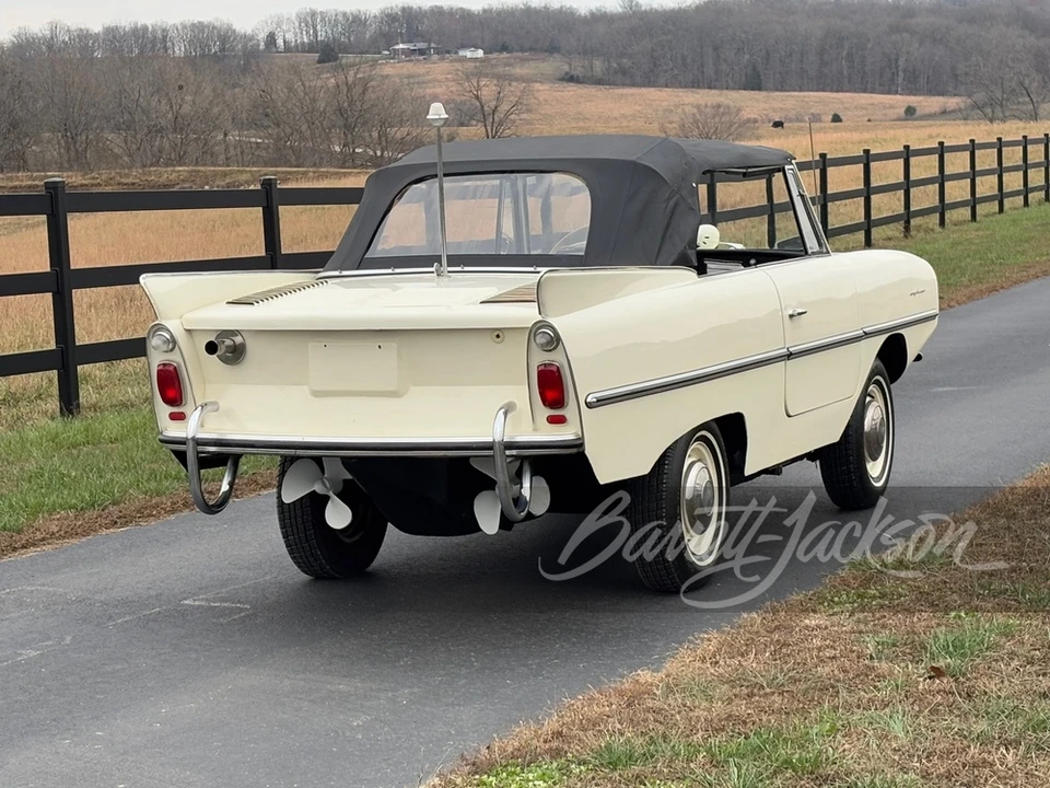1968 Amphicar Model 770 - Image 2 of 8