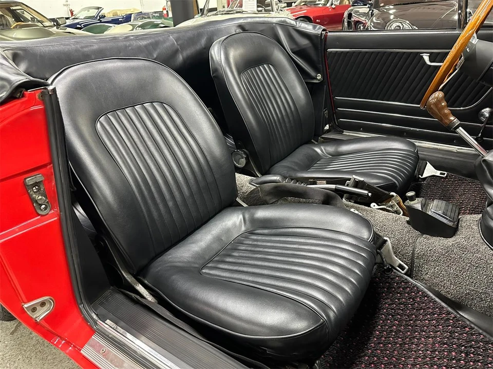 1968 Alfa Romeo Giulia Sprint GT Veloce - Image 29 of 31
