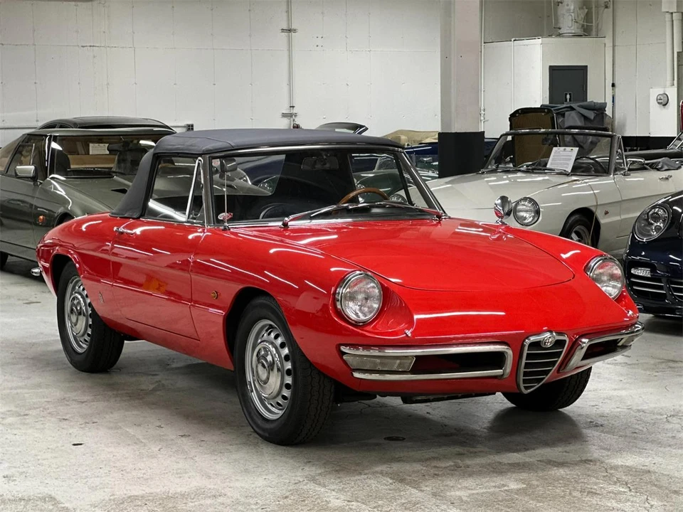 1968 Alfa Romeo Giulia Sprint GT Veloce - Image 2 of 31