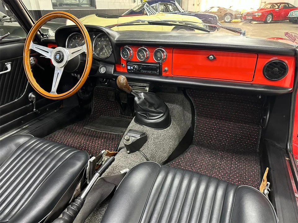 1968 Alfa Romeo Giulia Sprint GT Veloce - Image 30 of 31