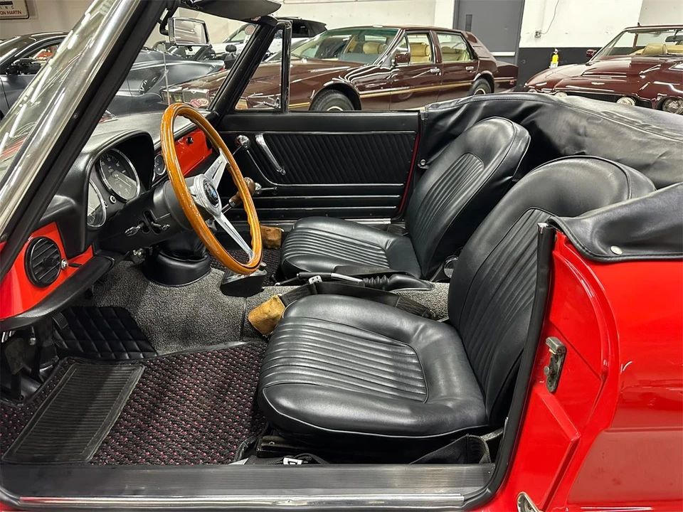 1968 Alfa Romeo Giulia Sprint GT Veloce - Image 22 of 31