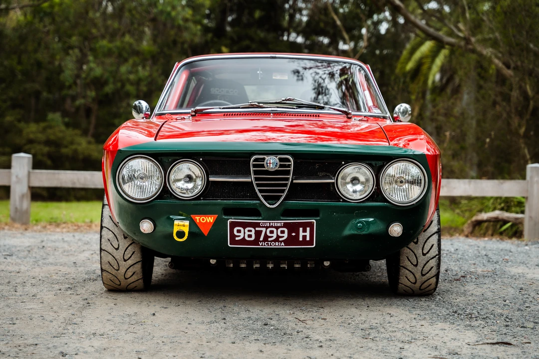 1968 Alfa Romeo 1750 GT Veloce - Image 2 of 31