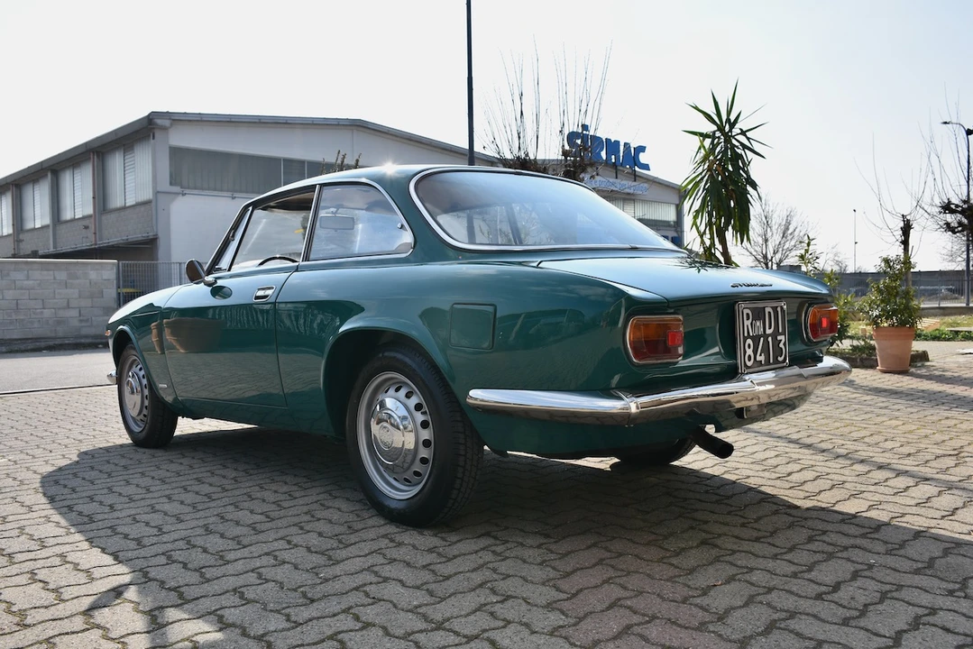 1968 Alfa Romeo GT 1300 Junior - Image 10 of 31