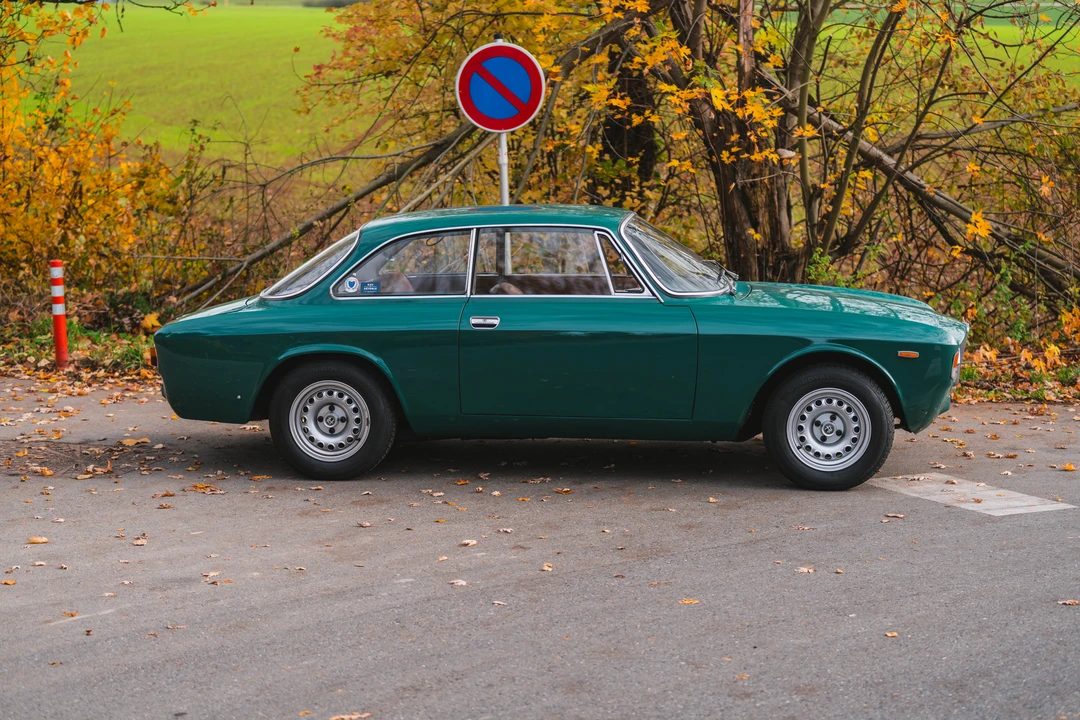 1968 Alfa Romeo GT 1300 Junior - Image 8 of 31