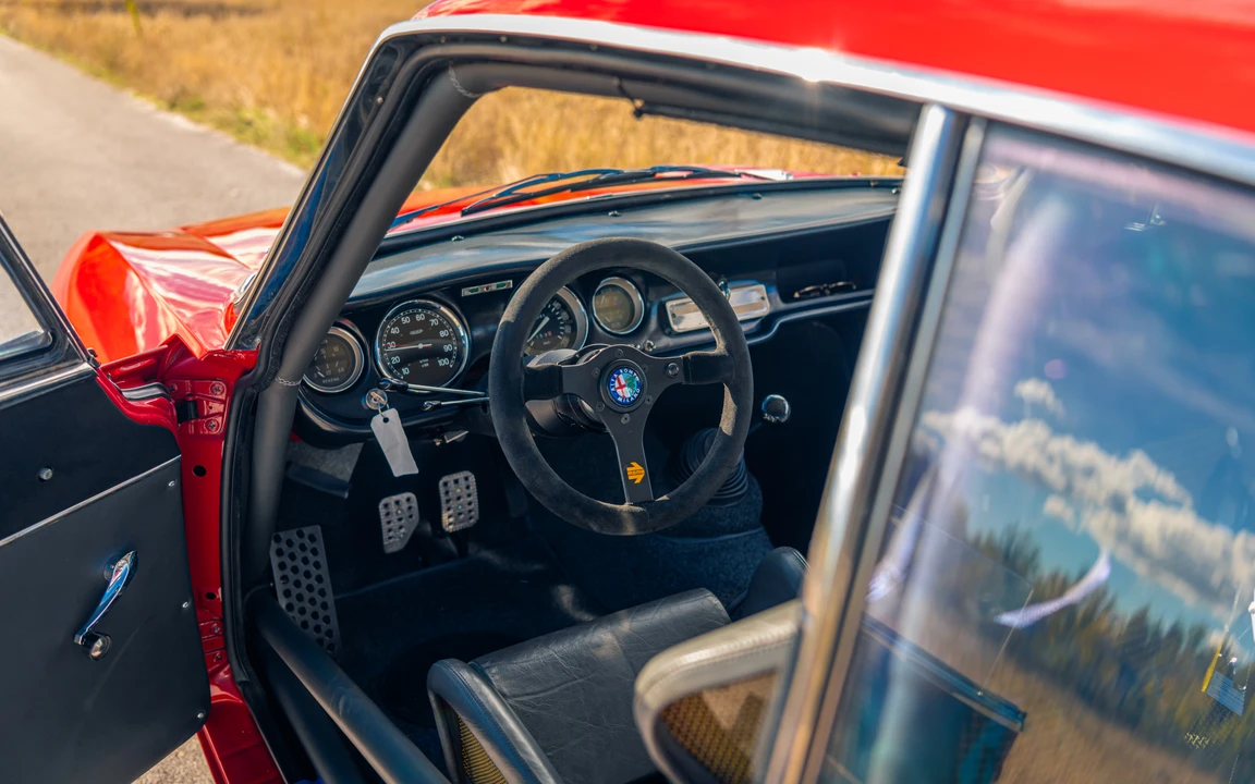 1968 Alfa Romeo Giulia Sprint GTA - Image 4 of 16