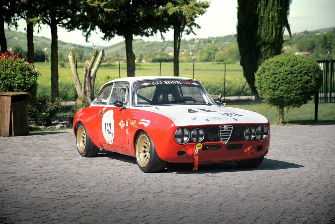 1968 Alfa Romeo Giulia Sprint GTA - Image 10 of 16